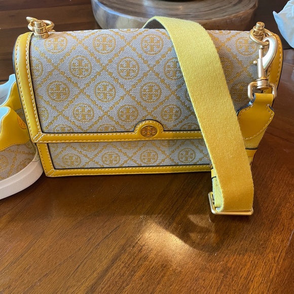Tory burch matching shoes and purse Clearance